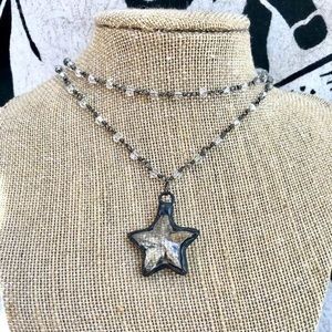 raw & rebellious star necklace